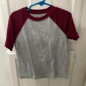 Cat and Jack Toddler Boys 5 T maroon and gray baseball t- shirt